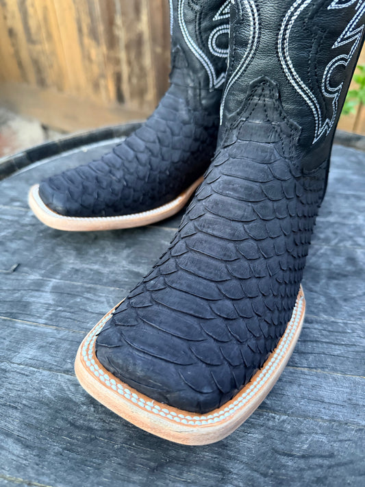M Boots Exotic Black Matte