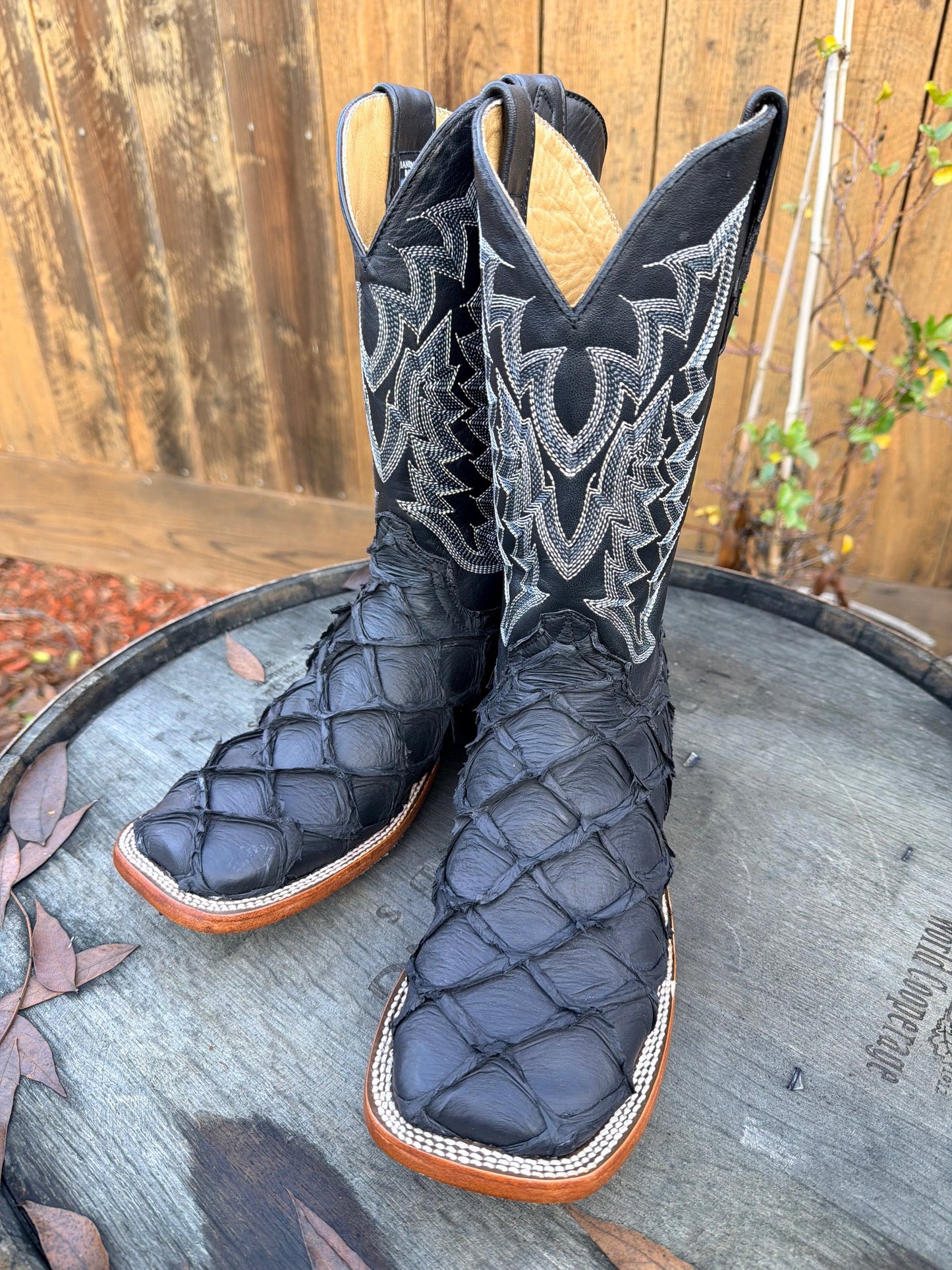 Pirarucu Black Matte